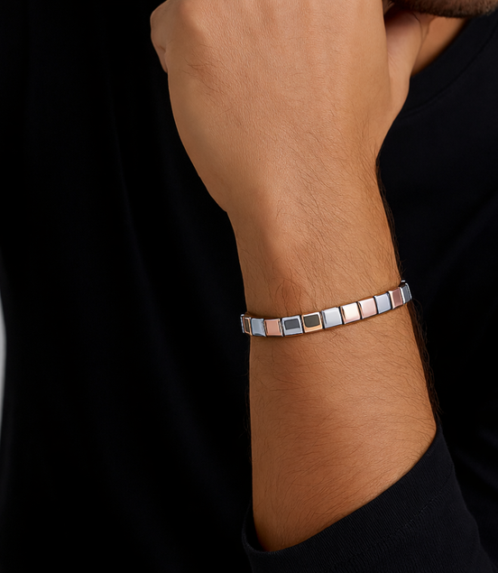 Sterlo Square Rose Gold Link Bracelet (Rosegold)