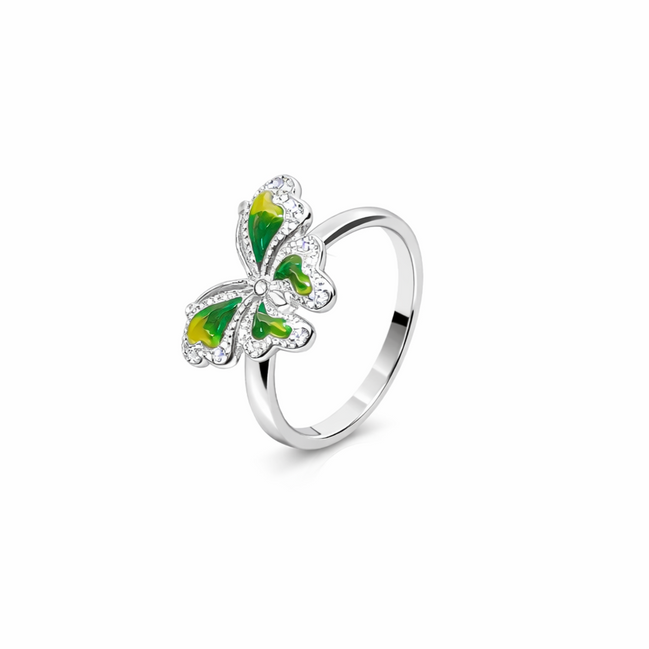 Emerald Flutter Ring